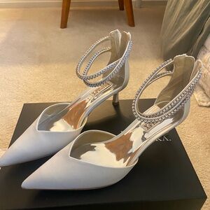 Satin Kitten Heels - Badgley Mischka white, never worn, size 8.